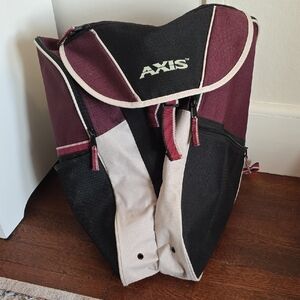 Black and Burgundy Skiboot Or Snowboard Boot Backpack Sturdy  Pockets Clean